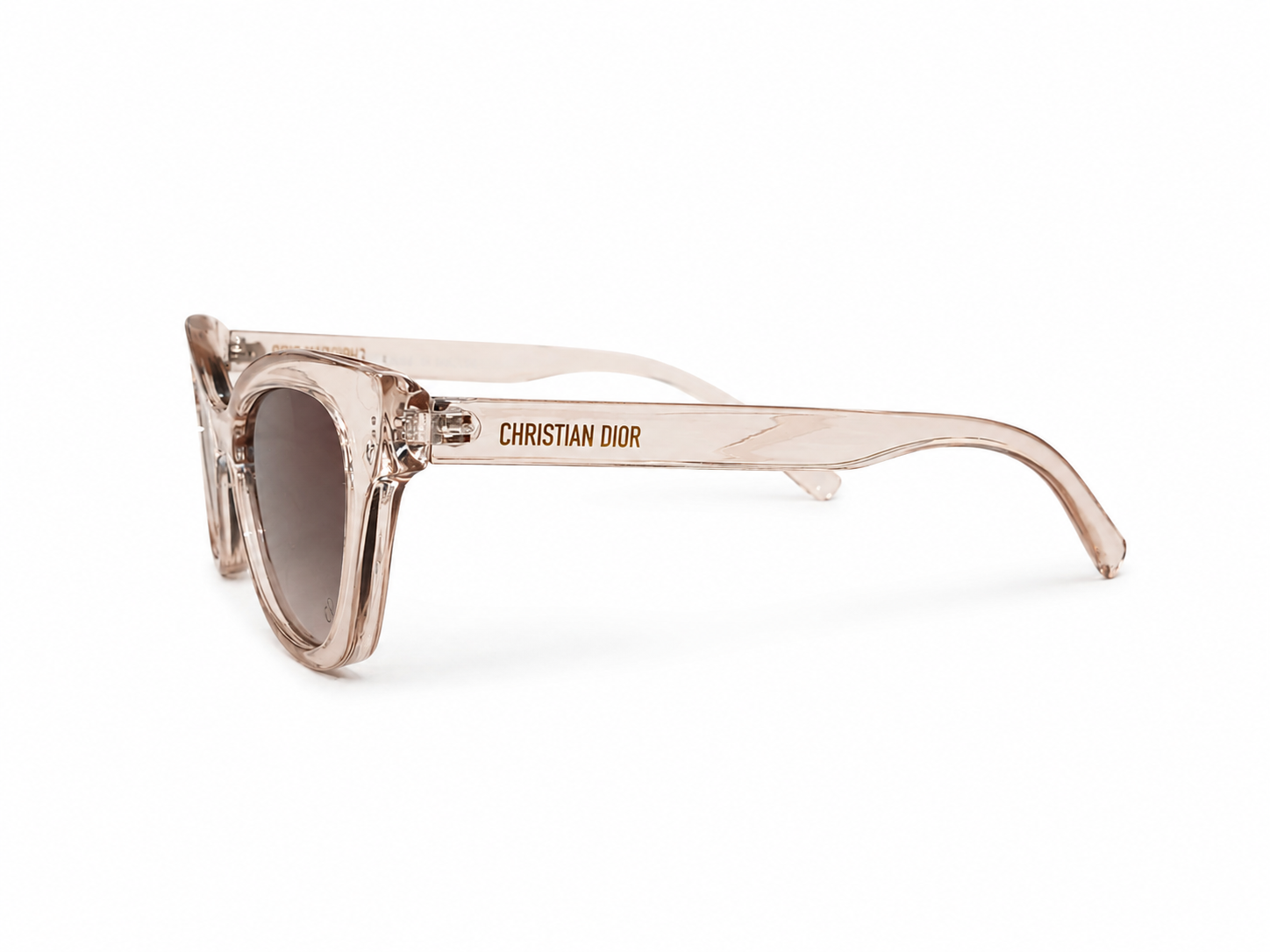 Crystal Blush Cat-Eye Sunglasses – Elegant Transparency Collection