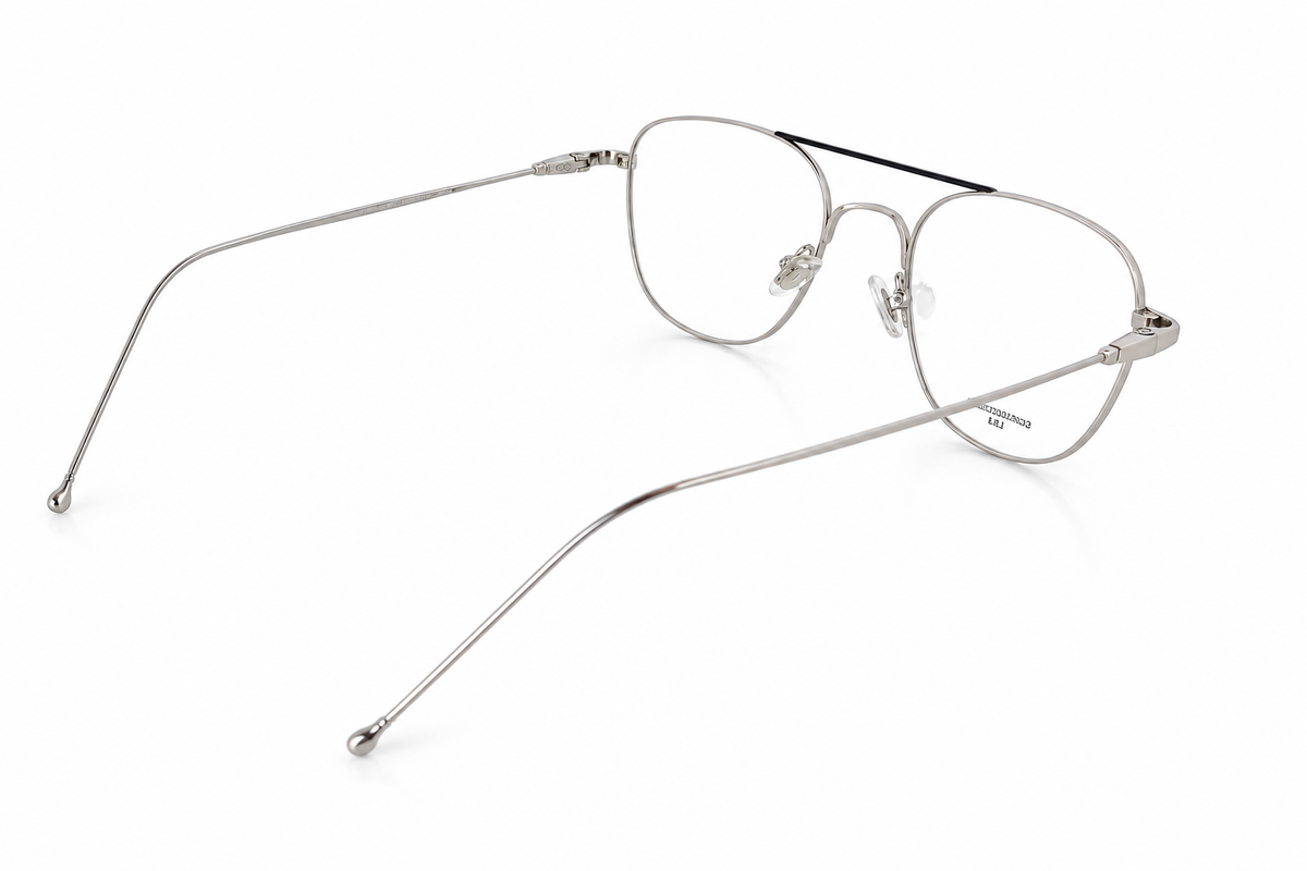 Manhattan 7502 – Ultra-Thin Titanium Eyeglasses | GIGI Barcelona LAB
